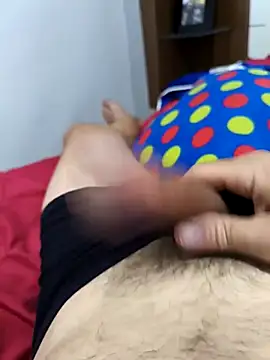 Snapshot of Tijucanodisponivel chatting on November 13, 5:23 pm Tijucanodisponivel online show from November 13, 5:23 pm