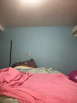 Snapshot of wondeful_lee9 chatting on October 13, 12:21 am wondeful lee9 online show from October 13, 12:21 am