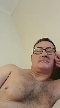 Snapshot of goldenman59 chatting on October 14, 11:00 am goldenman59 online show from October 14, 11:00 am