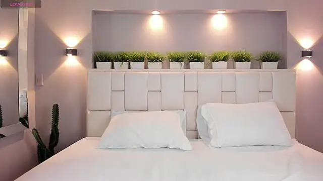 LunnaBlake online show from February 4, 4:07 am