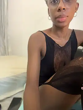 Snapshot of AmyRoss_1 chatting on July 10, 7:05 pm AmyRoss 1 online show from July 10, 7:05 pm