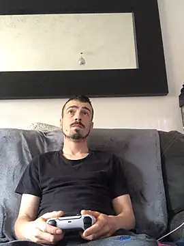 jaycoy22 online show from May 16, 6:54 am