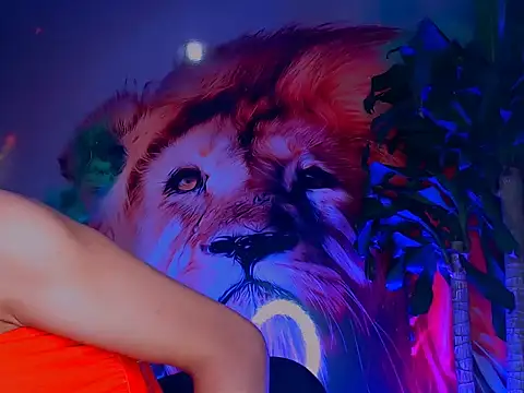 Snapshot of Cristal_Gem1 chatting on November 8, 3:07 am Cristal Gem1 online show from November 8, 3:07 am