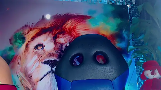 Snapshot of Cristal_Gem1 chatting on December 4, 12:14 pm Cristal Gem1 online show from December 4, 12:14 pm