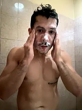 Snapshot of Darg98 chatting on September 24, 10:02 pm Darg98 online show from September 24, 10:02 pm