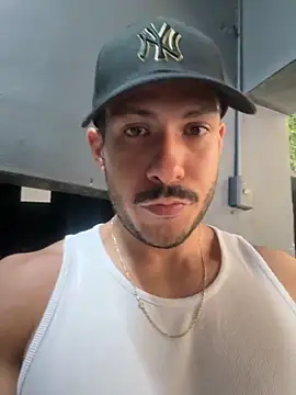 Snapshot of Darg98 chatting on September 25, 10:02 pm Darg98 online show from September 25, 10:02 pm