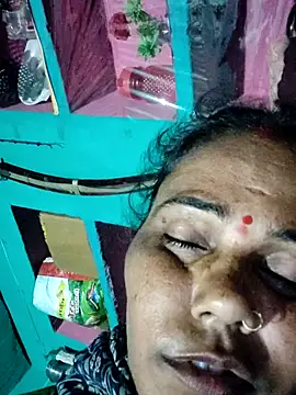 Pooja750 online show from October 22, 11:48 pm