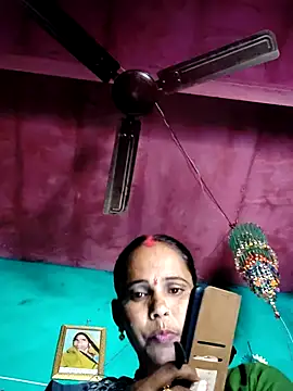 Pooja750 online show from November 5, 6:46 am