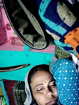 Pooja750 online show from December 21, 4:47 pm