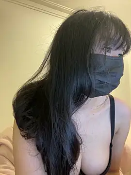 Minnie-2025 online show from October 15, 4:51 pm