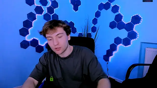 Snapshot of joseph_bear_ chatting on March 4, 4:13 pm joseph bear online show from March 4, 4:13 pm