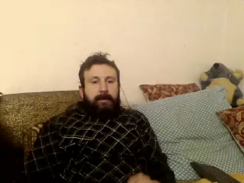 vihand22 online show from September 28, 6:02 pm