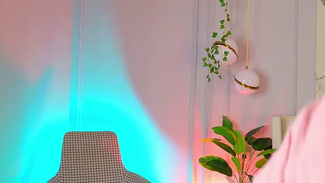 Snapshot of MaryNixon_ chatting on June 26, 5:12 am MaryNixon online show from June 26, 5:12 am