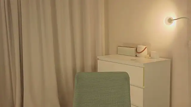 slyshypie online show from November 12, 1:11 pm