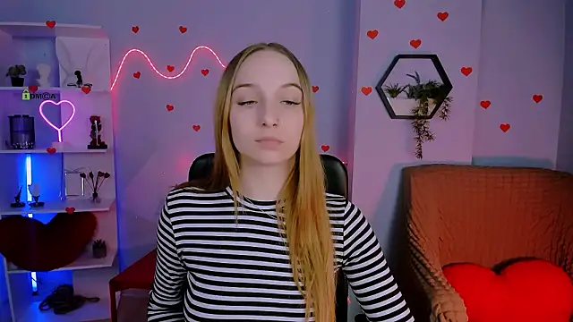 Snapshot of keylas_moan chatting on February 8, 10:18 am keylas moan online show from February 8, 10:18 am