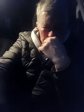 Snapshot of slaveman4you chatting on January 10, 4:31 pm slaveman4you online show from January 10, 4:31 pm