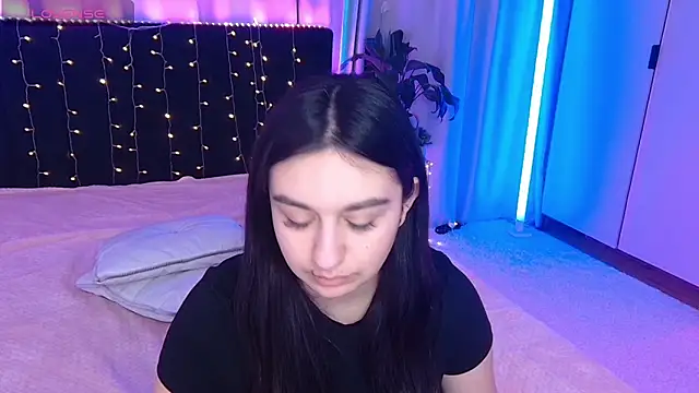 Snapshot of Lola_Sparks chatting on November 29, 6:38 am Lola Sparks online show from November 29, 6:38 am