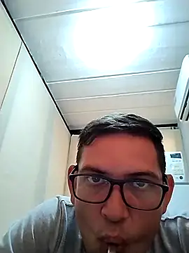 Snapshot of Az-09Ga chatting on March 10, 11:15 am Az-09Ga online show from March 10, 11:15 am