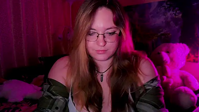 Snapshot of ZayaRush chatting on November 3, 7:15 pm ZayaRush online show from November 3, 7:15 pm