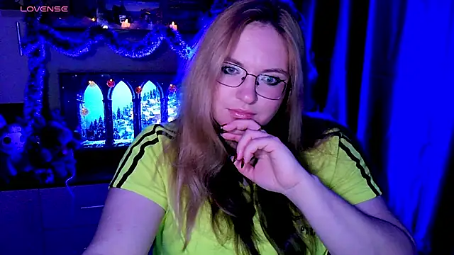 Snapshot of ZayaRush chatting on November 21, 10:47 am ZayaRush online show from November 21, 10:47 am