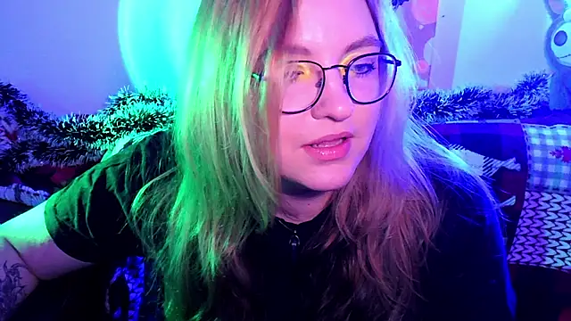 Snapshot of ZayaRush chatting on January 11, 9:42 pm ZayaRush online show from January 11, 9:42 pm