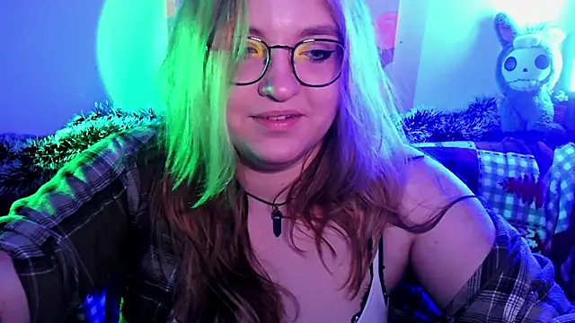 Snapshot of ZayaRush chatting on January 12, 4:12 pm ZayaRush online show from January 12, 4:12 pm