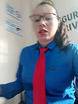 Hannah-colx online show from November 3, 1:45 pm