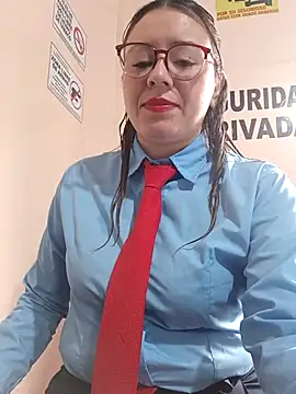 Hannah-colx online show from April 9, 1:49 pm