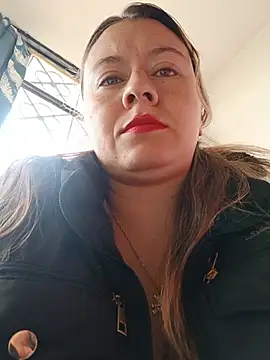 Hannah-colx online show from June 29, 5:35 pm