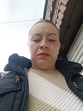 Hannah-colx online show from June 30, 4:19 pm