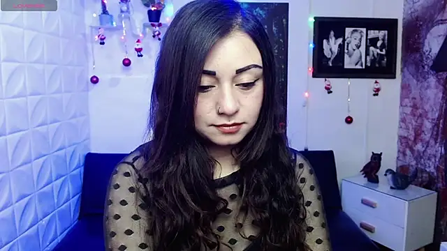 Eva Roussell online show from December 15, 2:32 pm