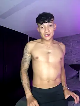 Snapshot of DavisFirb chatting on September 27, 3:00 am DavisFirb online show from September 27, 3:00 am