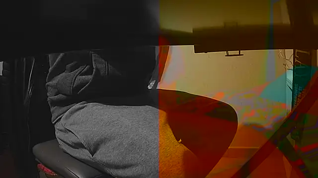 Snapshot of Pennellone98 chatting on November 19, 5:35 pm Pennellone98 online show from November 19, 5:35 pm