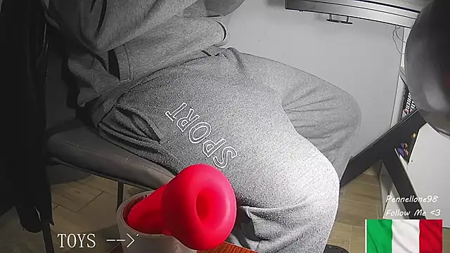 Snapshot of Pennellone98 chatting on November 21, 8:51 pm Pennellone98 online show from November 21, 8:51 pm