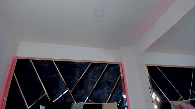 SusanaHenao online show from September 12, 7:58 pm