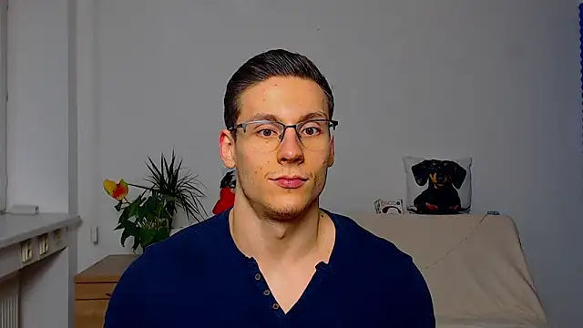 ZeinMiracles online show from December 22, 8:39 pm