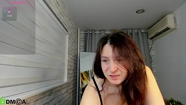 Snapshot of Lea_shadom chatting on December 5, 1:14 am Lea shadom online show from December 5, 1:14 am