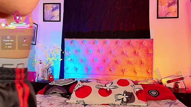 Michael Lopez 1 online show from October 25, 12:23 pm