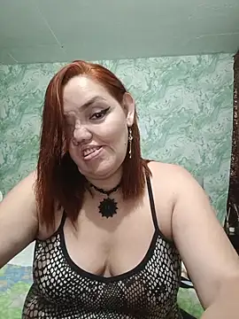 Snapshot of MayaLuna1 chatting on December 20, 3:46 am MayaLuna1 online show from December 20, 3:46 am