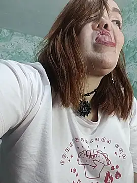 Snapshot of MayaLuna1 chatting on January 7, 7:27 pm MayaLuna1 online show from January 7, 7:27 pm