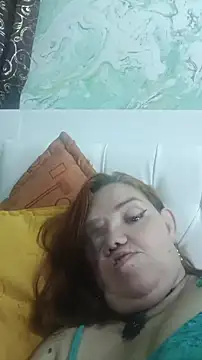 Snapshot of MayaLuna1 chatting on April 1, 2:01 am MayaLuna1 online show from April 1, 2:01 am