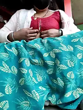 Idhika Handoo online show from January 18, 2:59 am