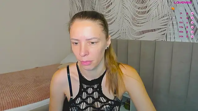 KiaraCaley online show from November 25, 2:11 am