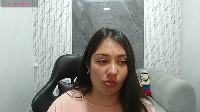 Ivony18 b online show from December 19, 3:13 am