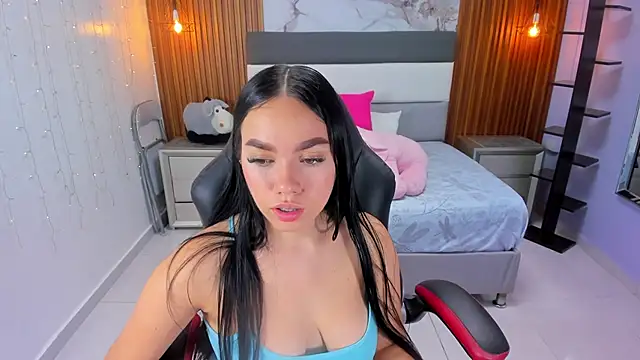 MOLLYSPENCER1 online show from November 7, 7:14 pm