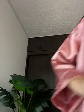 Snapshot of NaughtyNinnaXXX chatting on February 9, 7:40 pm NaughtyNinnaXXX online show from February 9, 7:40 pm