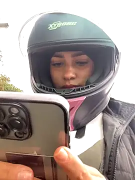 AlannaEvons online show from November 22, 3:33 pm