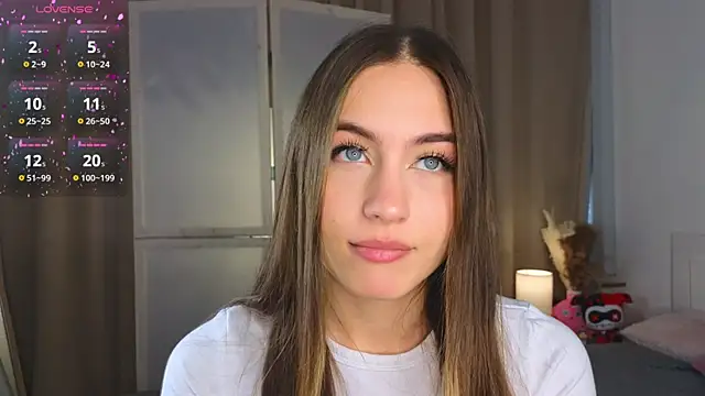 Moonlight1Sonata1 online show from October 16, 9:10 am