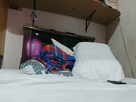 Snapshot of Sanwaldec chatting on September 27, 1:05 pm Sanwaldec online show from September 27, 1:05 pm