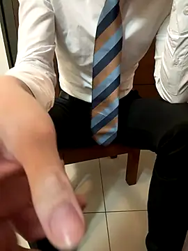 Snapshot of blaconeboy chatting on November 1, 3:36 pm blaconeboy online show from November 1, 3:36 pm